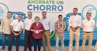 Hermosillo y Coca-Cola regalan 10 mil regaderas ecológicas