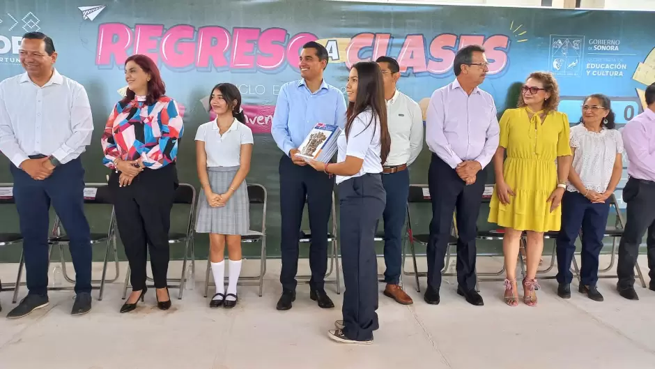 Arranque oficial del ciclo escolar 2025-2026 en Sonora