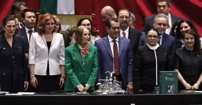 Rosa Icela Rodríguez entrega primer informe