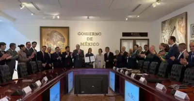 Sheinbaum se reúne con gasolineros