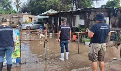 Atencin a personas afectadas por las lluvias