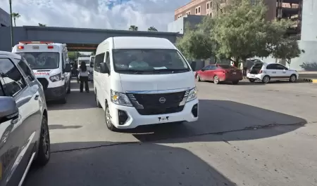 Entregan vehculos a la Universidad Estatal de Sonora