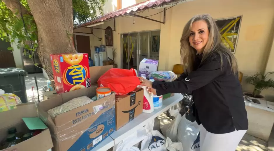 Mujeres mineras entregan apoyos