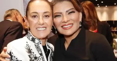 Lorenia Valles
