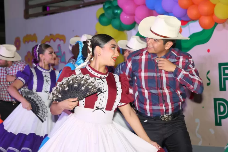 Noche mexicana del Voluntariado Isssteson