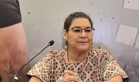 Lenia Batres