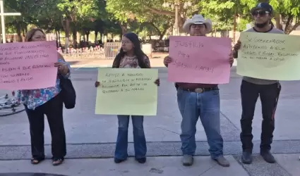 Familiares de nios accidentados se manifiestan frente a Palacio de Gobierno