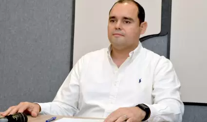 Eduardo Alejo Acua Padilla, secretario del Ayuntamiento.