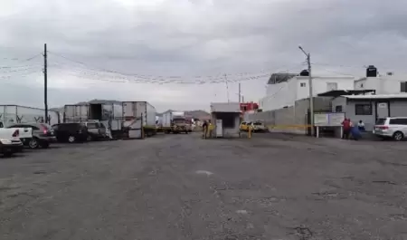 Localizan cuerpo sin vida en camin de carga