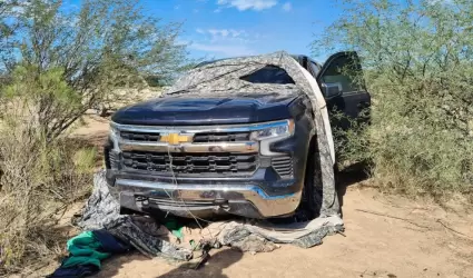 Localizan vehculo con artefactos explosivos