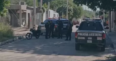 Policía persigue a hombres armados