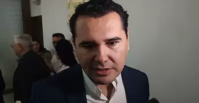 Adolfo Salazar Razo.