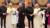 Papa Len XIV recibe casaca de Ohtani