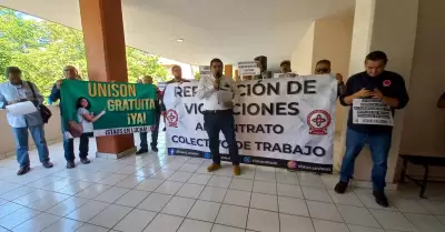 Manifestación de agremiados al Staus