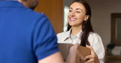 Tiendas con crédito ofrecen alternativa al comprar sin efectivo completo.