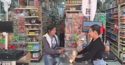 Reabren comercios en la "zona cero"