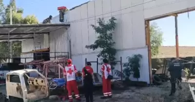 Trabajador sufre fuerte descarga elctrica