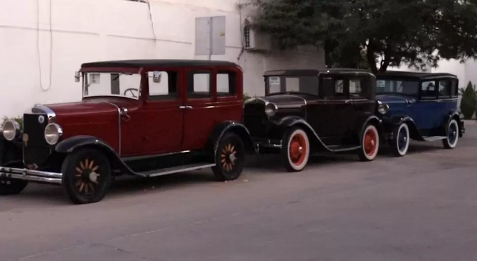 Autos de Leonardo Lpez Valencia.