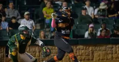 Naranjeros de Hermosillo sufre derrota ante Caeros