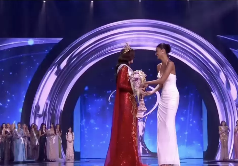 Representante de México, Fátima Bosch Fernández