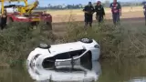 Fallecen tres personas al caer auto a Canal Bajo