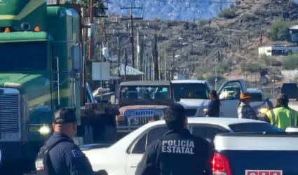 Manifestacin de transportistas y productores en Sonora