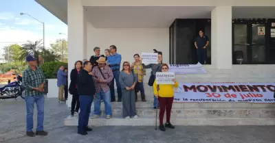 Integrantes del Movimiento 30 de Julio se manifestaron afuera del Congreso del E