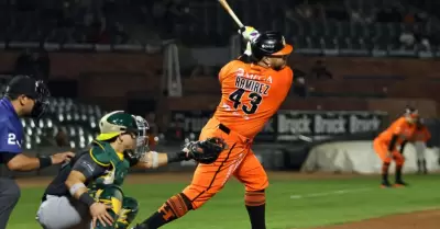 Naranjeros frente a Caeros