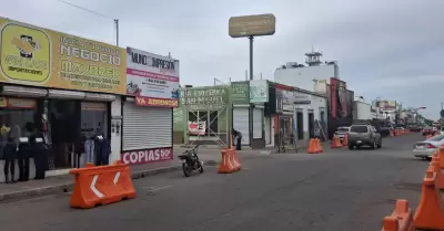 Comercios aledaos a Waldo's
