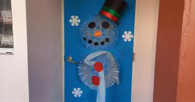 Decoracin de puertas en la Unison