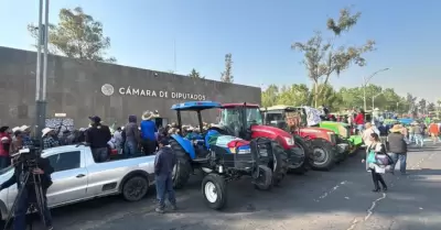Bloqueos de productores en San Lzaro