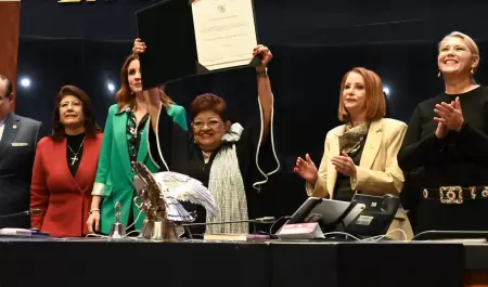 Ernestina Godoy es elegida por el Senado para encabezar la FGR