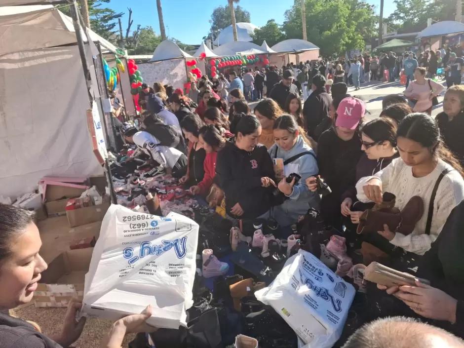 Bazar Navideo de DIF Sonora.