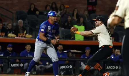 Naranjeros derrota a Charros