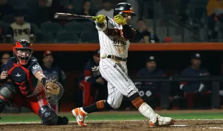 Naranjeros derrota a Mexicali