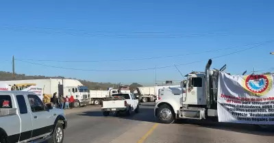 Cierre de circulaci�n parcial con direcci�n a Nogales cerca del km 257+500 de la