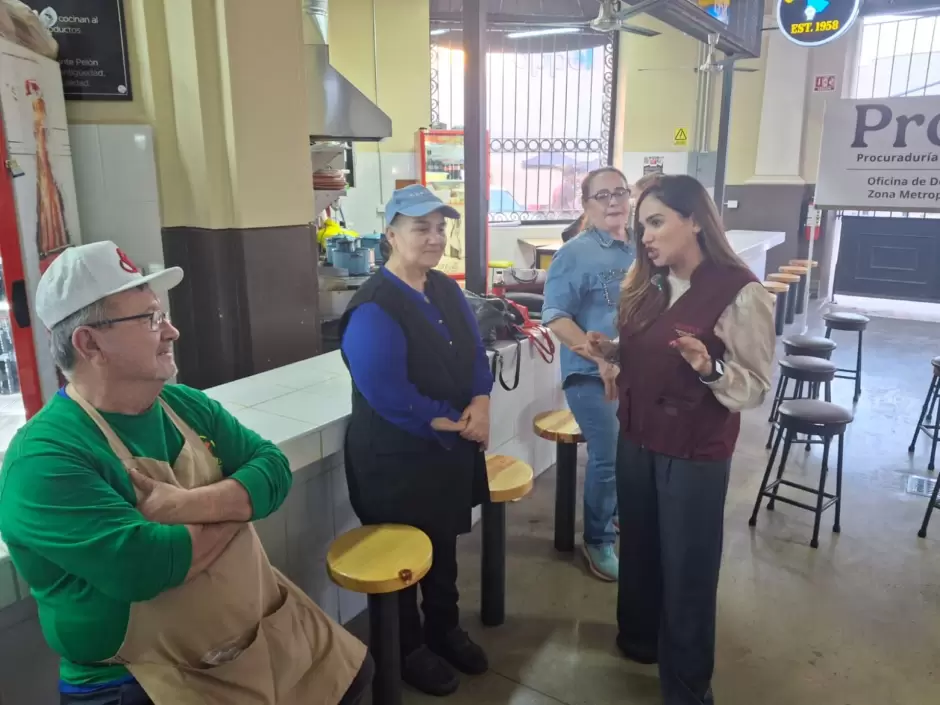 Profeco en el Mercado Municipal.