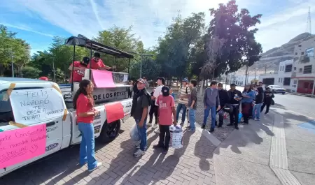 Comparten alimentos en el Parque Madero