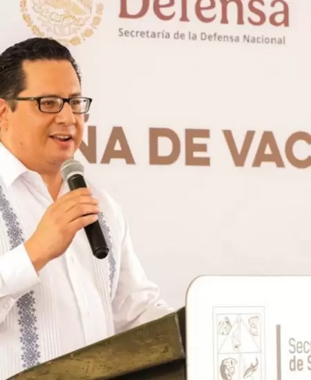 Jos� Luis Alom�a Zegarra