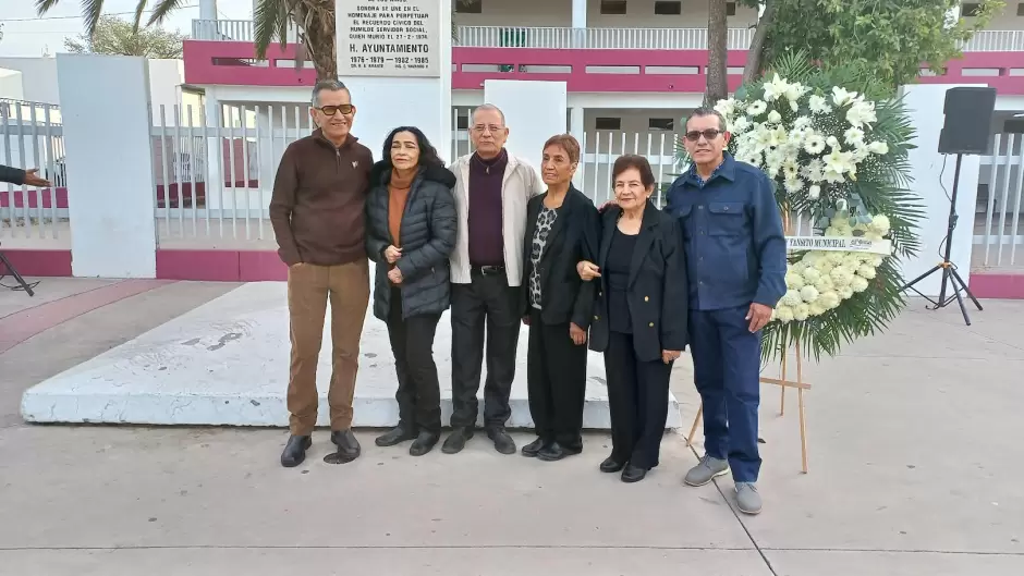 Familiares de Enrique Morales Alc�ntar, mejor conocido como "Moralitos"