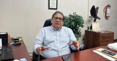 Jos� Ram�n Becheret Barraza, gerente de la Loter�a Nacional en Sonora.