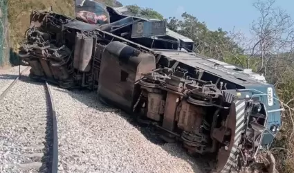 Descarrilamiento del Tren Interoce�nico, que une el Pac�fico con el Golfo de M�x