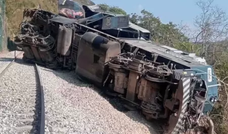 Descarrilamiento del Tren Interoce�nico, que une el Pac�fico con el Golfo de M�x