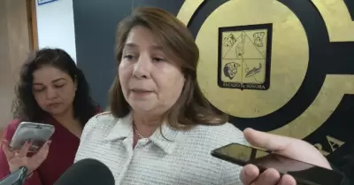 Mar�a Eduwiges Espinoza.