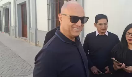 Carlos Alberto Flores.