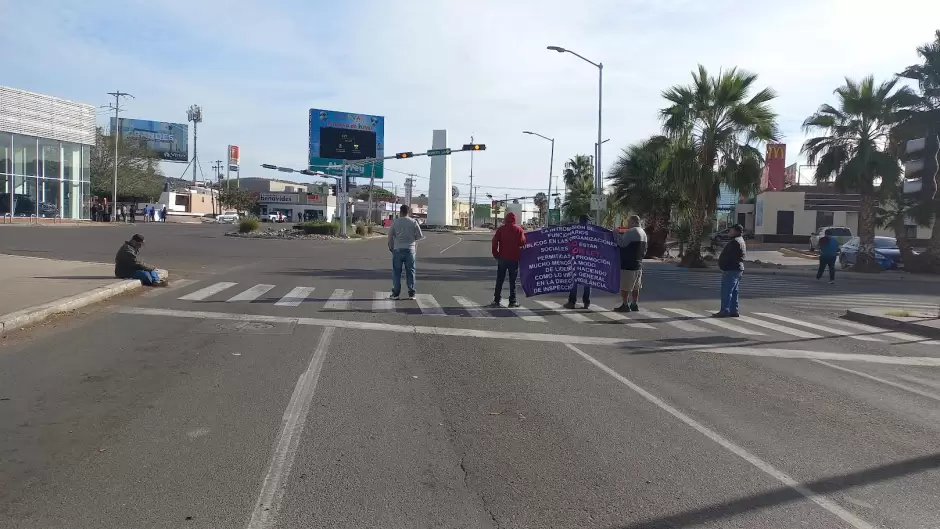 Bloqueo vial de comerciantes de Hermosillo