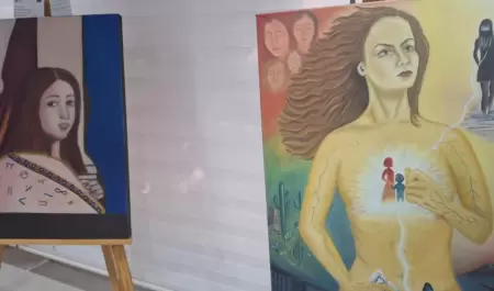 exposici�n "Ideales de la Mujer Revolucionaria"