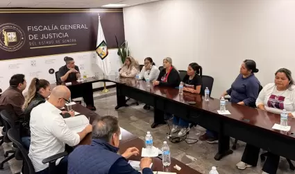 Reuni�n del fiscal Gustavo Salas con madres buscadoras