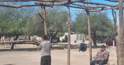 Yaquis de La Matanza inician construcci�n de su tradicional ramada