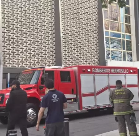 Explosi�n de transformador en oficinas de Isssteson